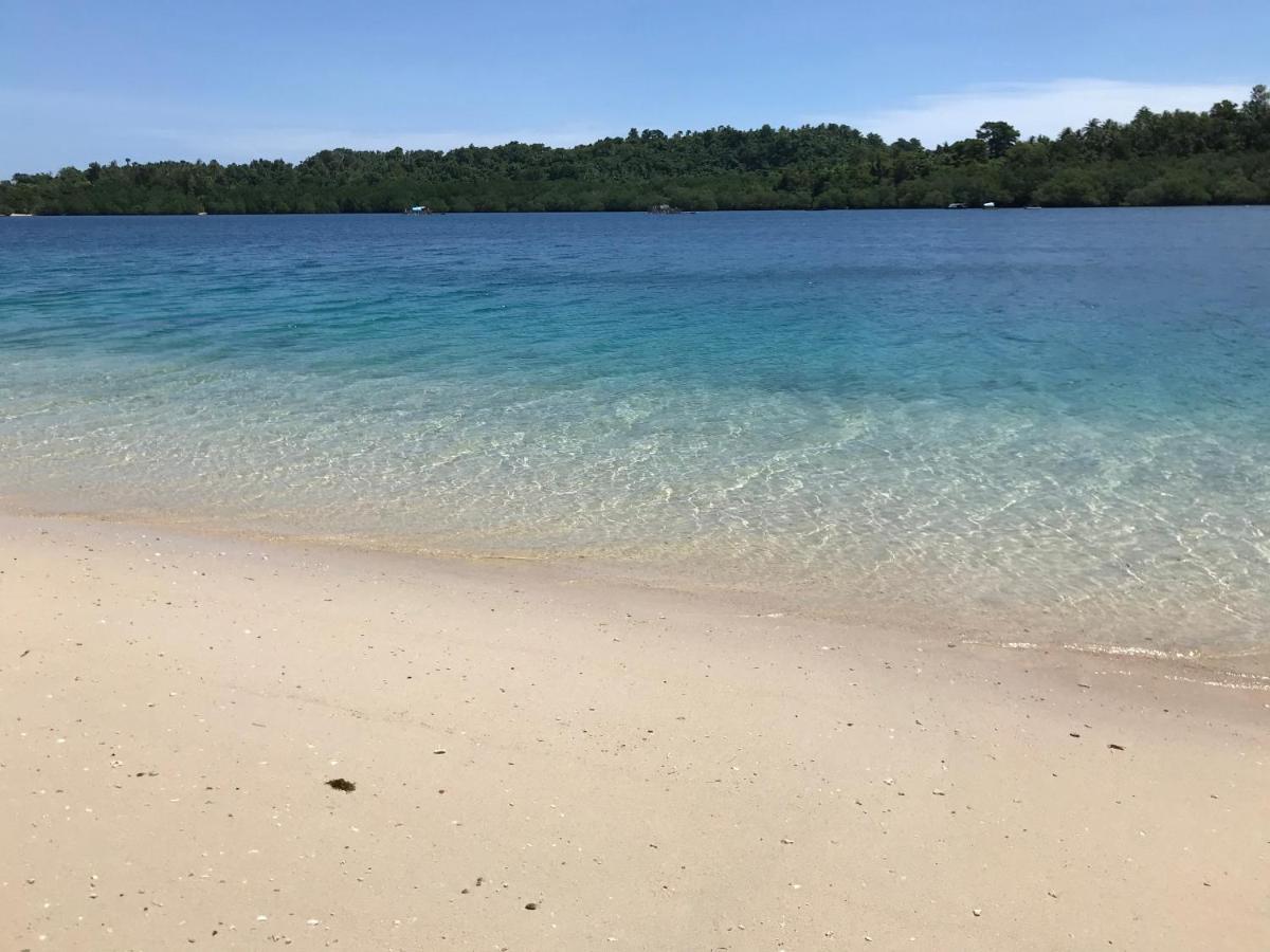 Blue Bay Divers Likupang Bangka Exterior photo